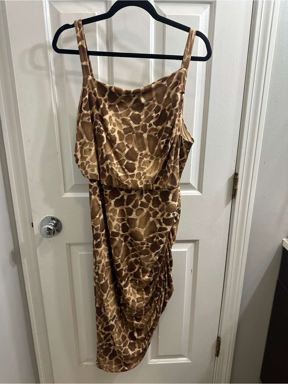 sofia by sofia vergara Brown Giraffe-Print Midi Slip Dress